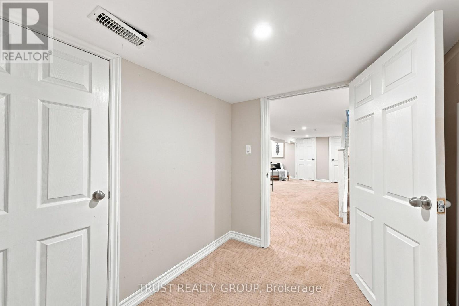 298 Garden Avenue, Toronto, Ontario  M6R 1J6 - Photo 25 - W13755872