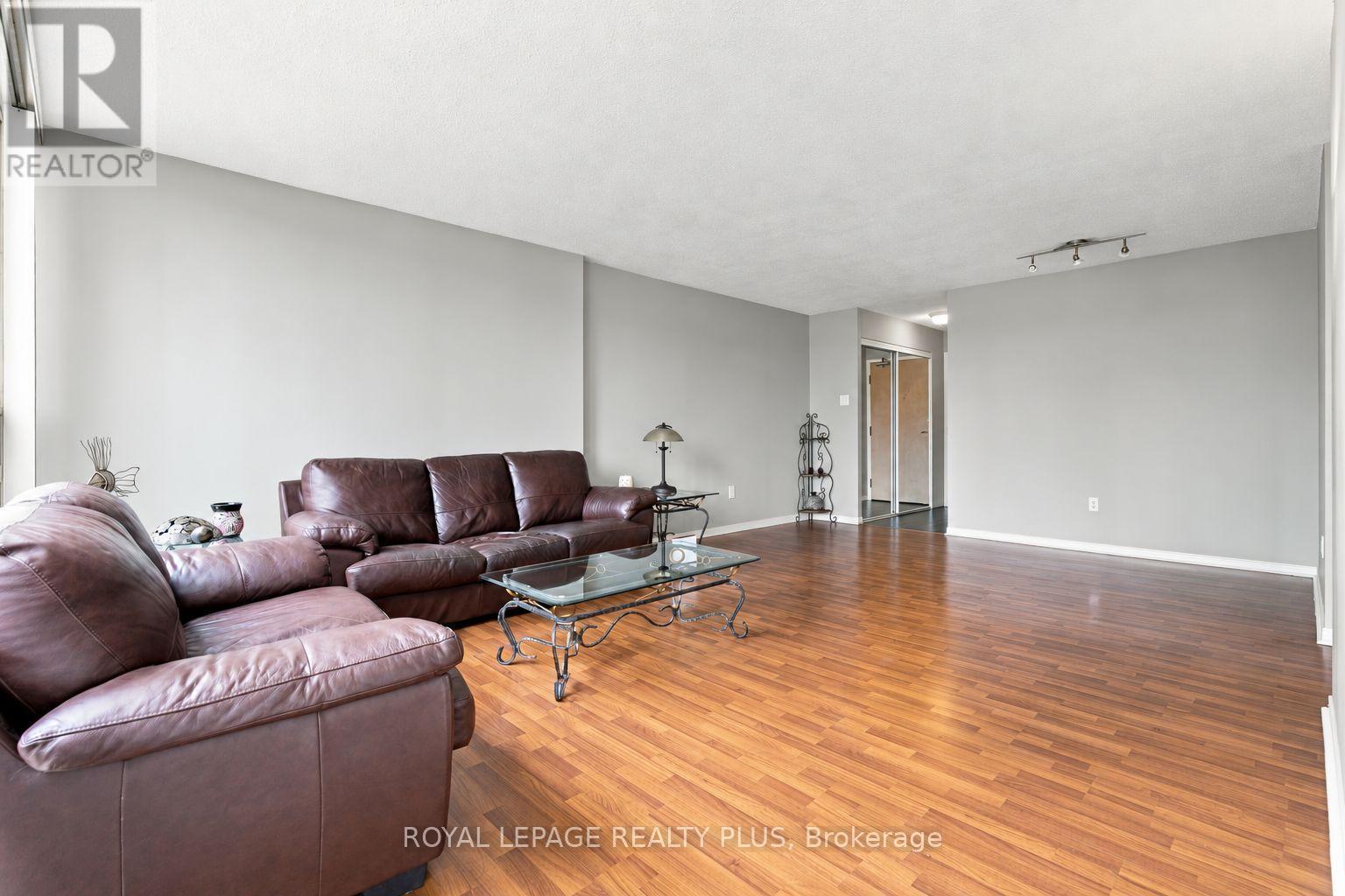 701 - 350 Rathburn Road W, Mississauga, Ontario  L5B 3Y2 - Photo 11 - W13755904
