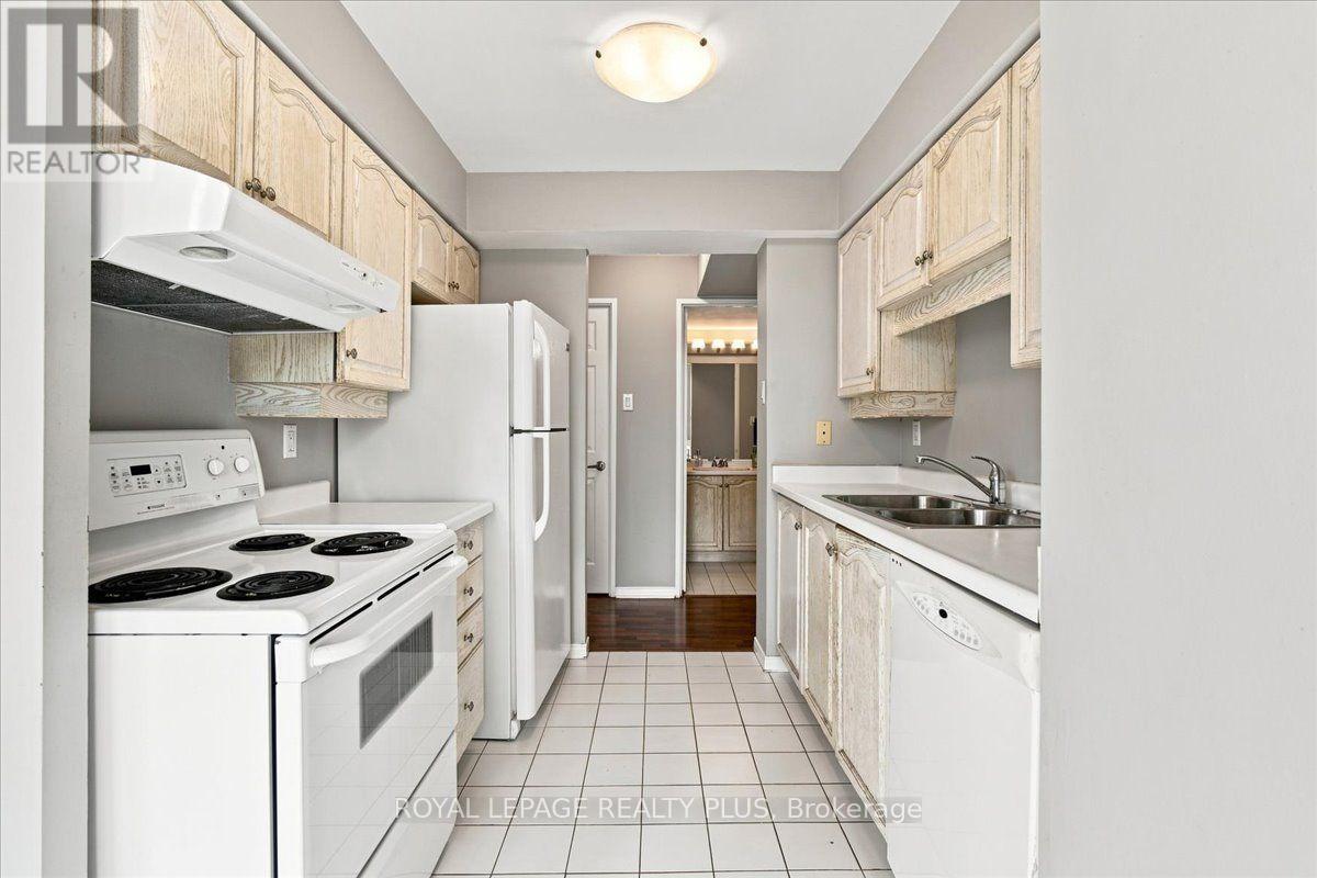 701 - 350 Rathburn Road W, Mississauga, Ontario  L5B 3Y2 - Photo 14 - W13755904