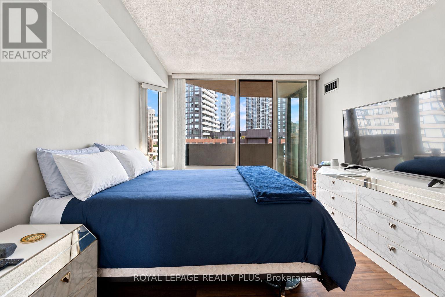 701 - 350 Rathburn Road W, Mississauga, Ontario  L5B 3Y2 - Photo 23 - W13755904