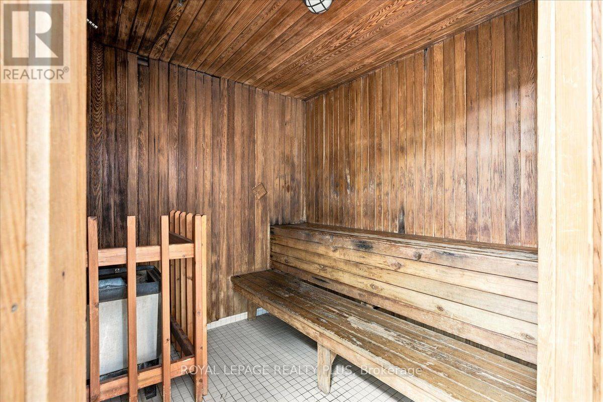 701 - 350 Rathburn Road W, Mississauga, Ontario  L5B 3Y2 - Photo 35 - W13755904