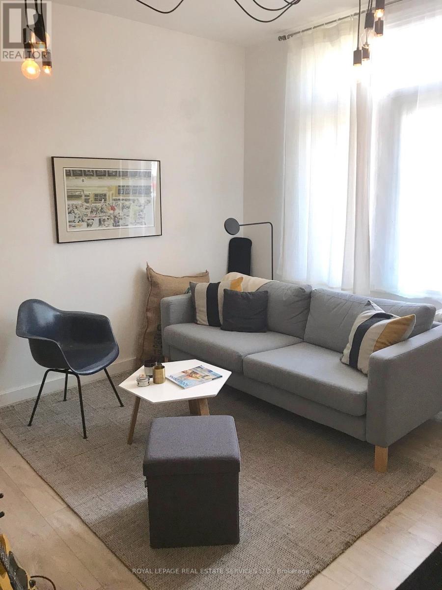 840 Ossington Avenue, Toronto, Ontario  M6G 3V1 - Photo 2 - W13755922