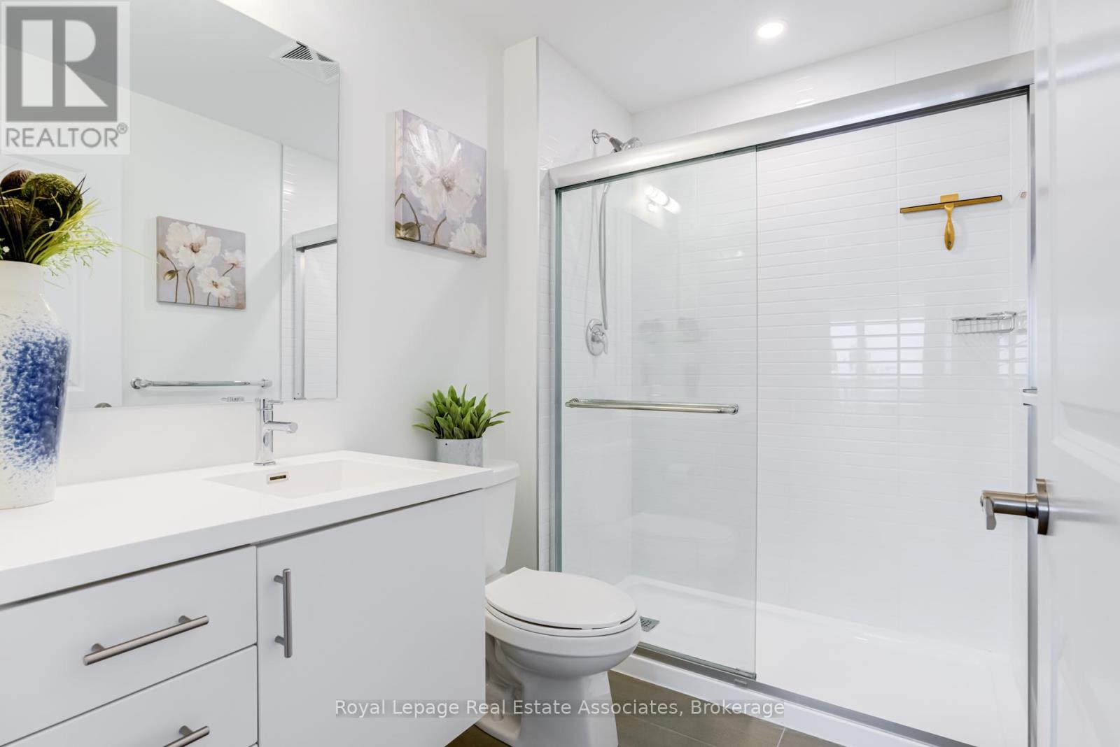 407 - 3200 William Coltson Avenue, Oakville, Ontario  L6H 7W6 - Photo 14 - W13755924