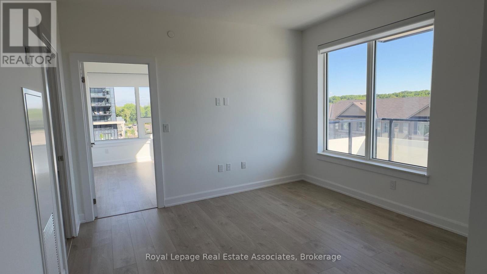 407 - 3200 William Coltson Avenue, Oakville, Ontario  L6H 7W6 - Photo 8 - W13755924