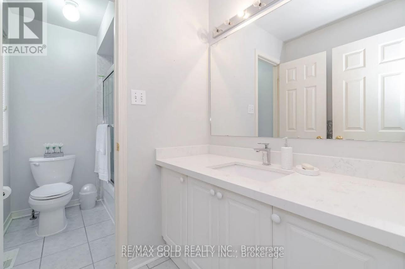 16 Mario Street, Brampton, Ontario  L6P 1N1 - Photo 12 - W13755970