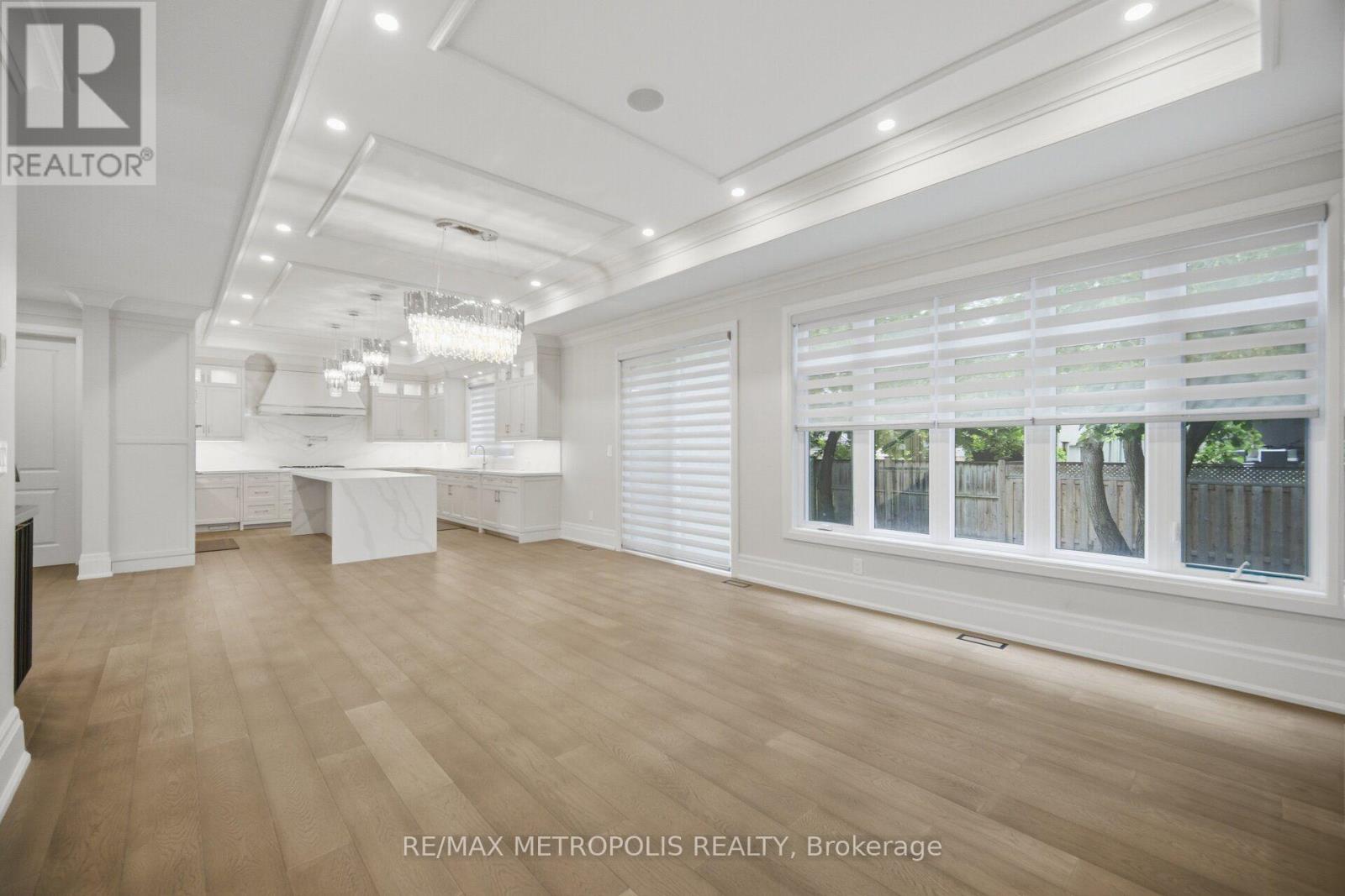 461 Sandlewood Road N, Oakville, Ontario  L6L 3S3 - Photo 12 - W13755976