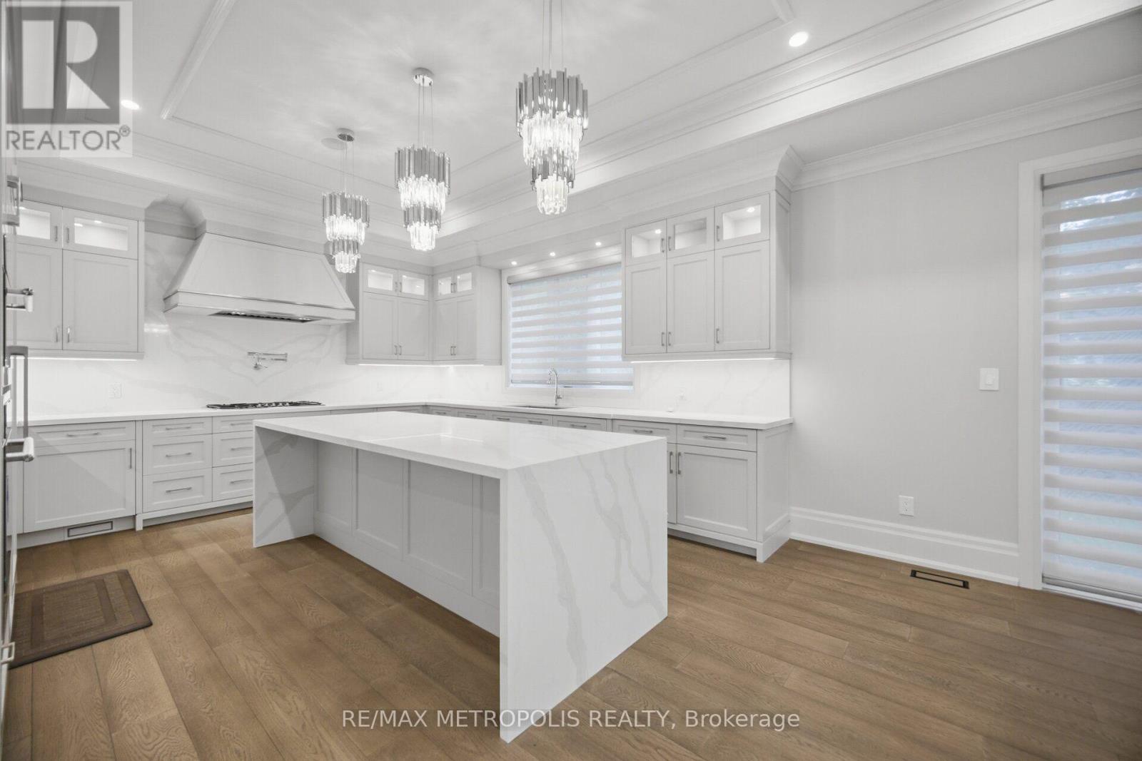 461 Sandlewood Road N, Oakville, Ontario  L6L 3S3 - Photo 14 - W13755976