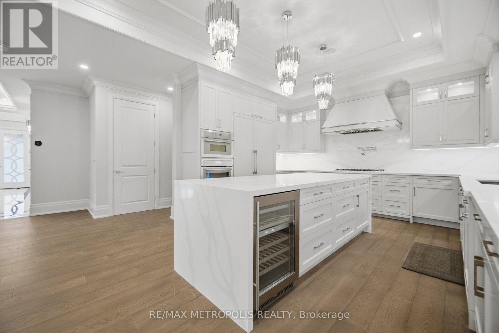 461 Sandlewood Road N, Oakville, Ontario  L6L 3S3 - Photo 19 - W13755976