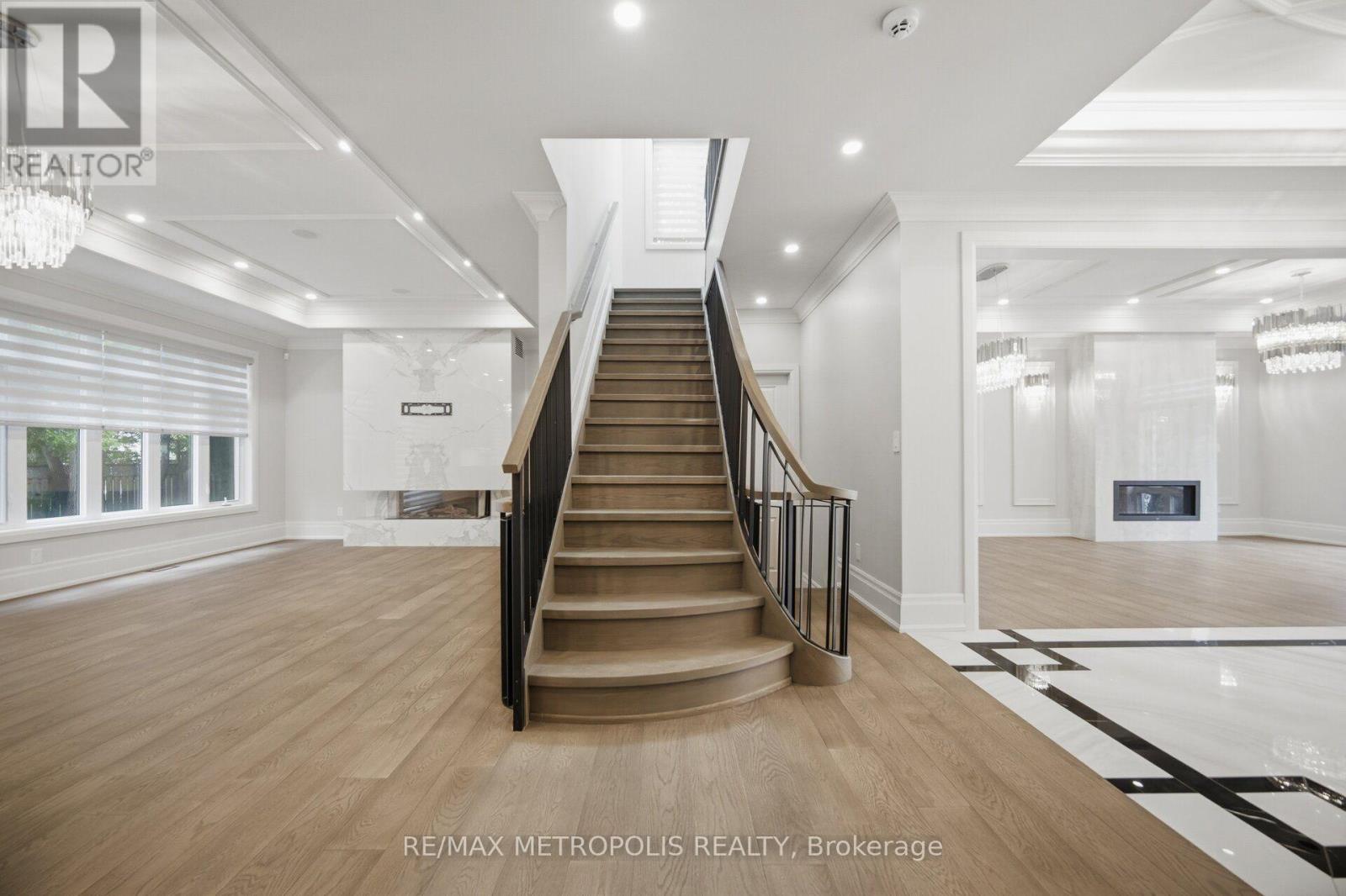 461 Sandlewood Road N, Oakville, Ontario  L6L 3S3 - Photo 23 - W13755976