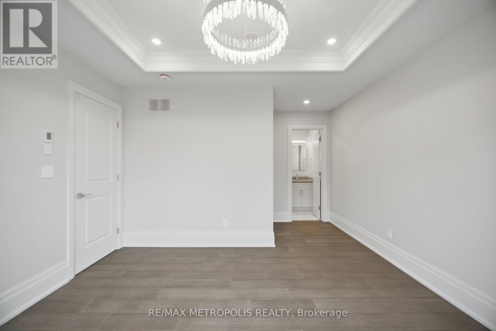 461 Sandlewood Road N, Oakville, Ontario  L6L 3S3 - Photo 34 - W13755976