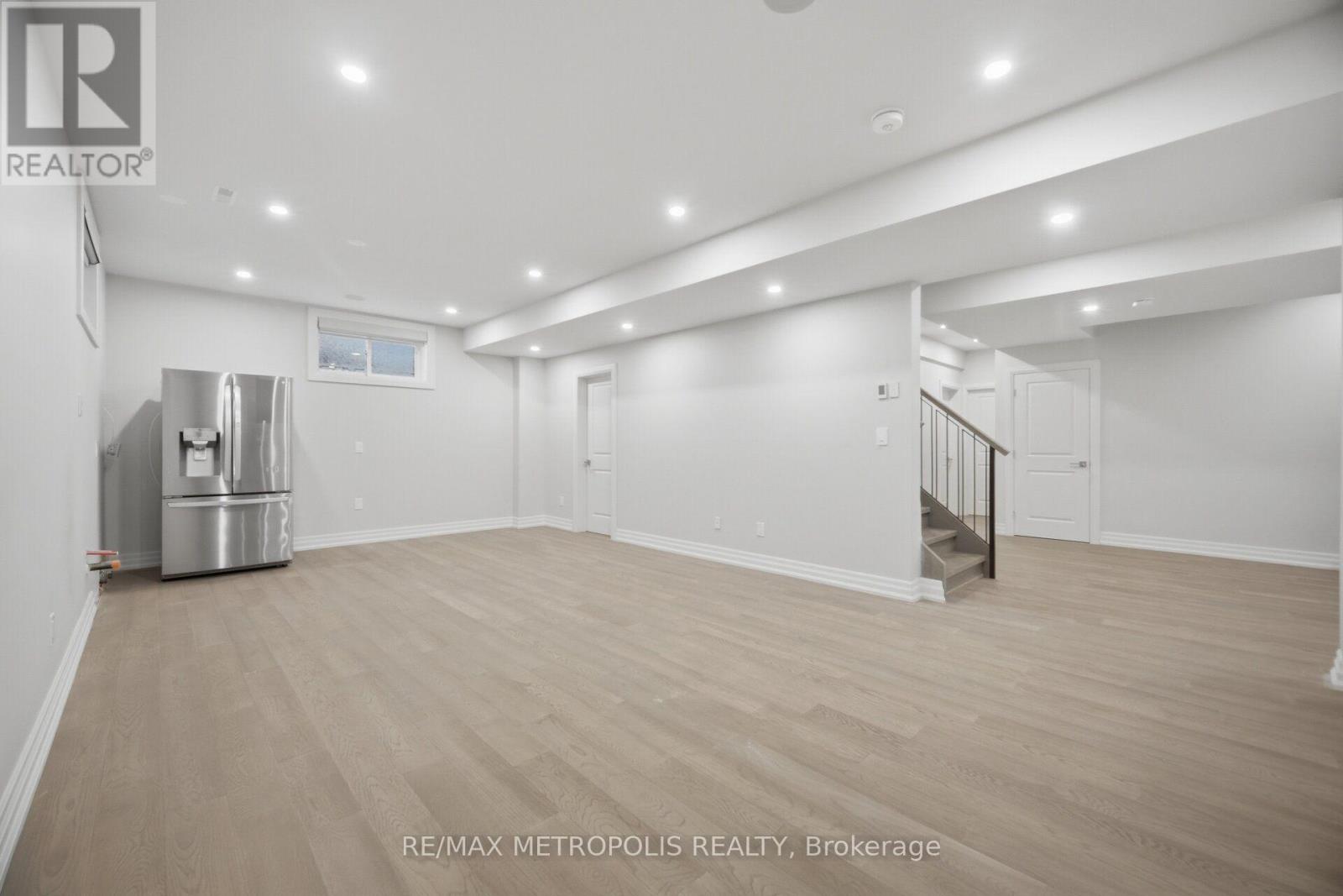 461 Sandlewood Road N, Oakville, Ontario  L6L 3S3 - Photo 43 - W13755976