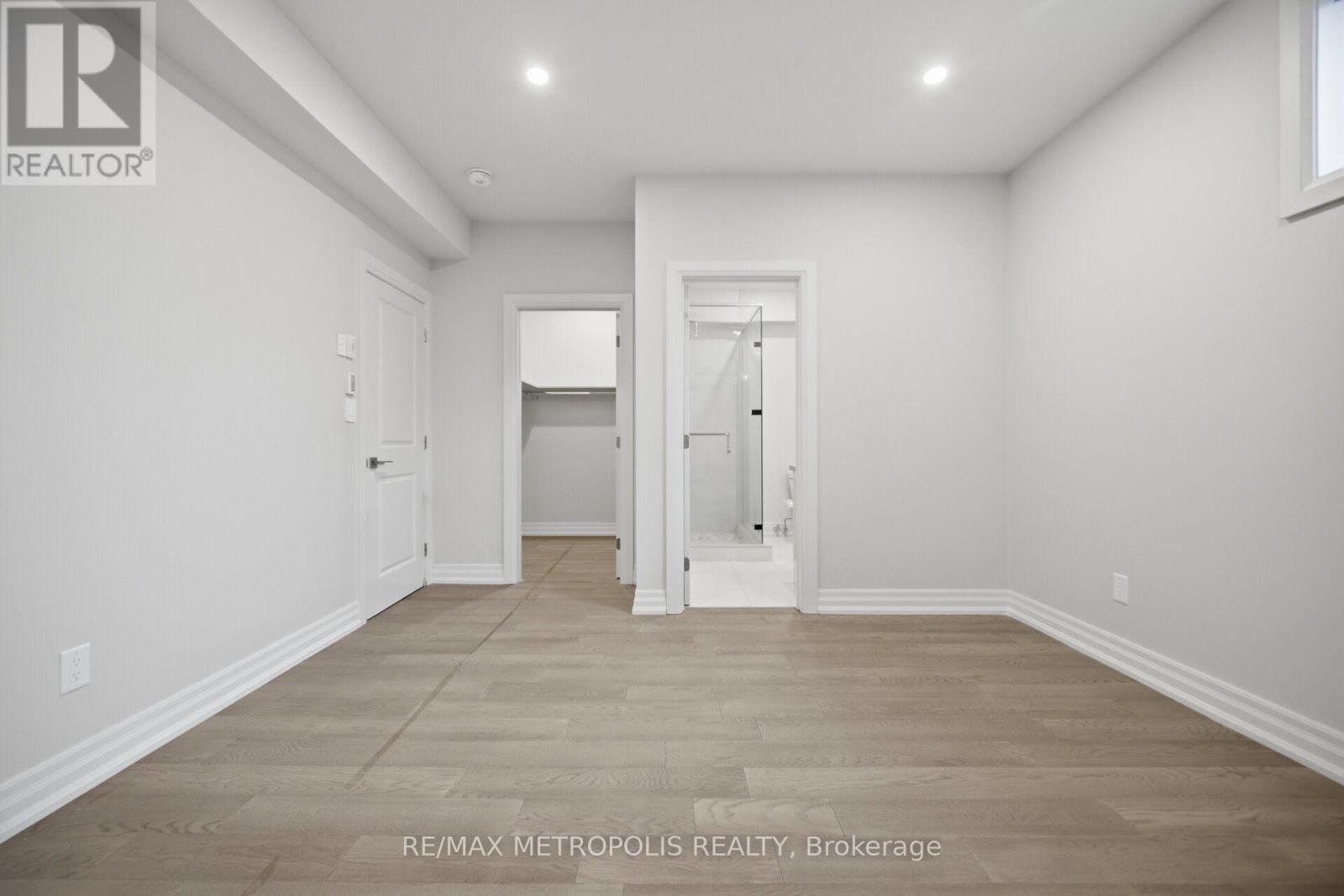 461 Sandlewood Road N, Oakville, Ontario  L6L 3S3 - Photo 46 - W13755976