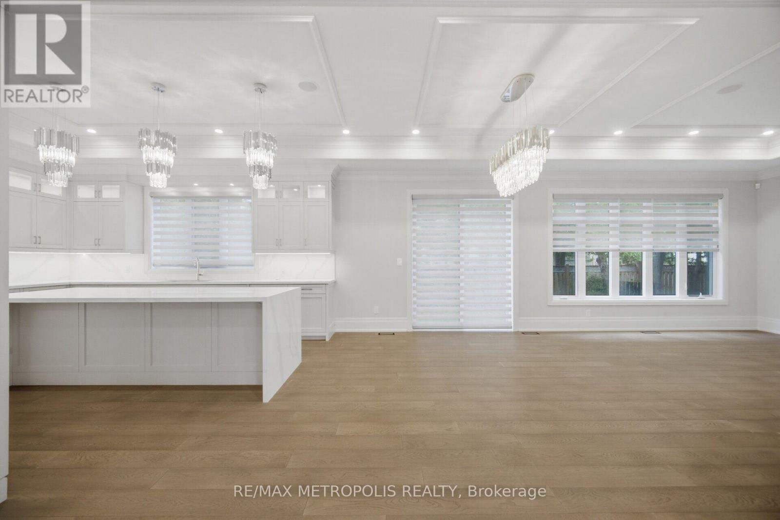 461 Sandlewood Road N, Oakville, Ontario  L6L 3S3 - Photo 8 - W13755976