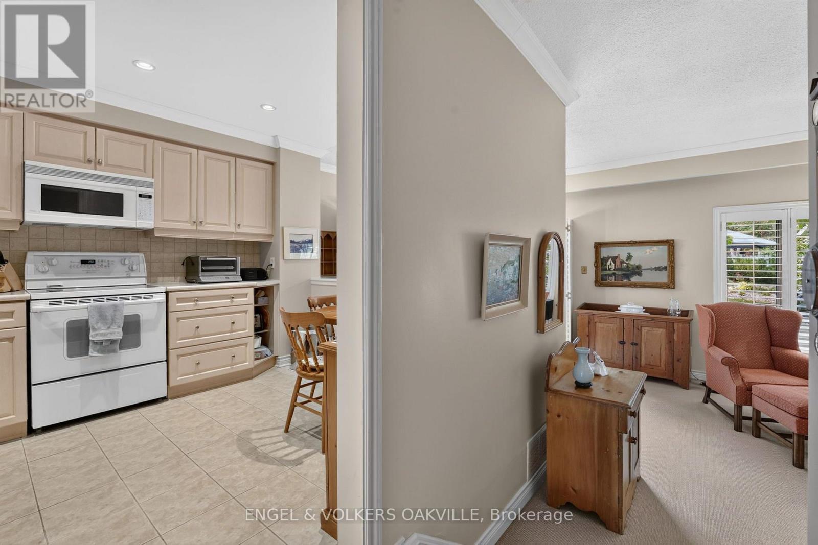 4300 Pheasant Run, Mississauga, Ontario  L5L 2B9 - Photo 15 - W13755986