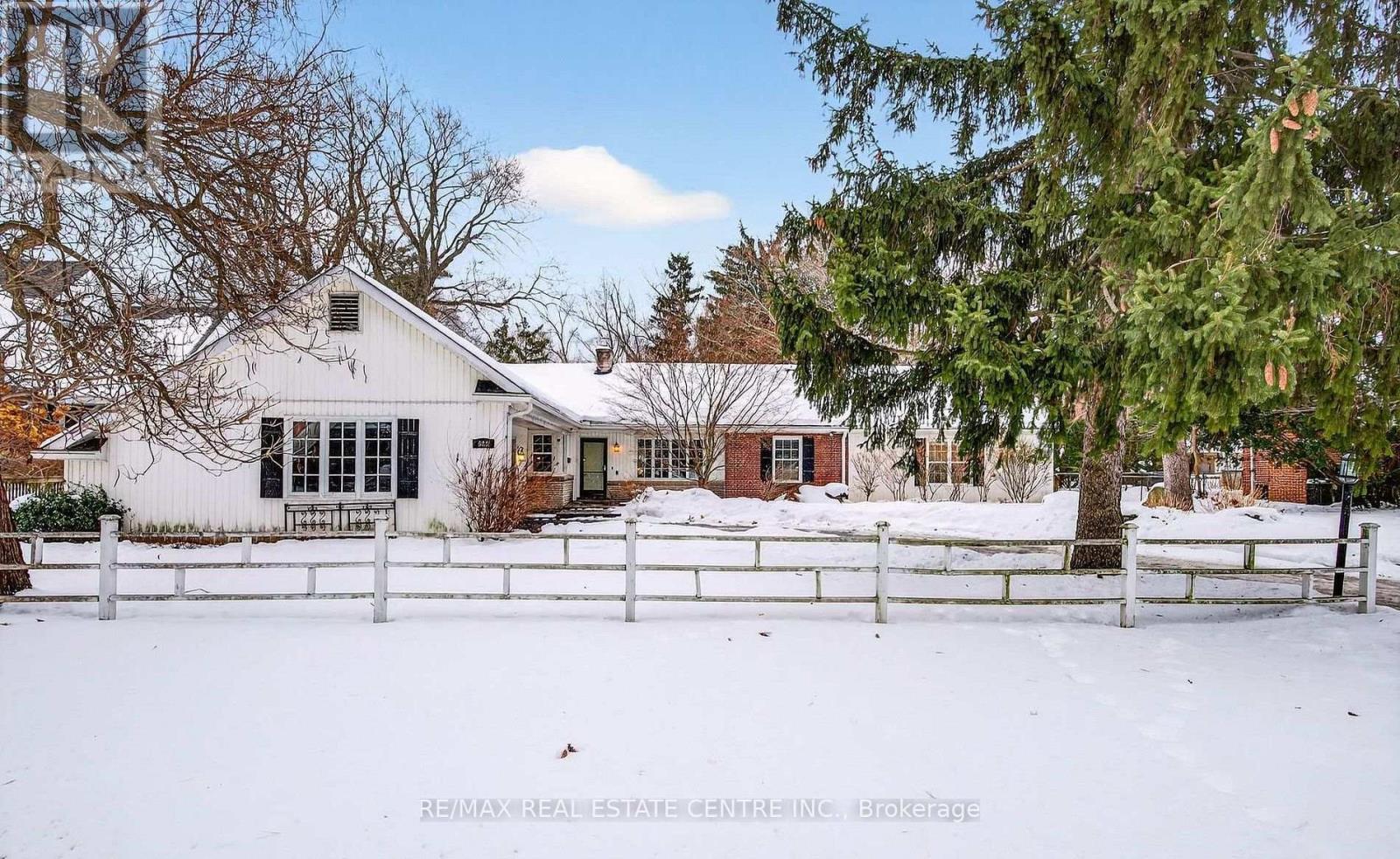 582 Cedar Avenue, Burlington, Ontario  L7T 2R2 - Photo 7 - W13756002