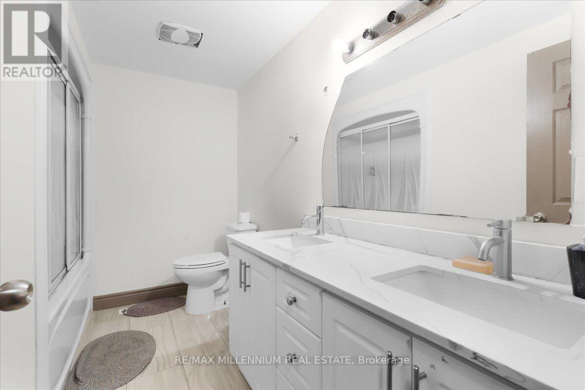 26 Talbot Street, Brampton, Ontario  L6X 2P5 - Photo 11 - W13756012
