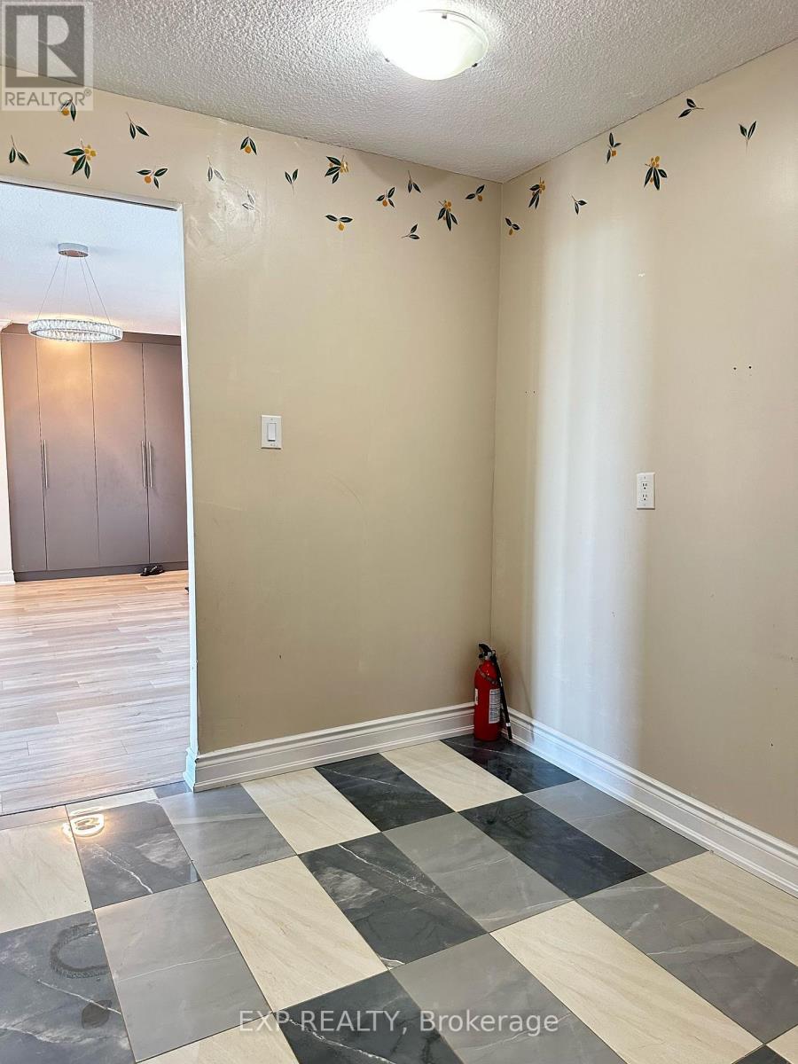 1413 - 50 Mississauga Valley, Mississauga, Ontario  L5A 3S2 - Photo 14 - W13756016
