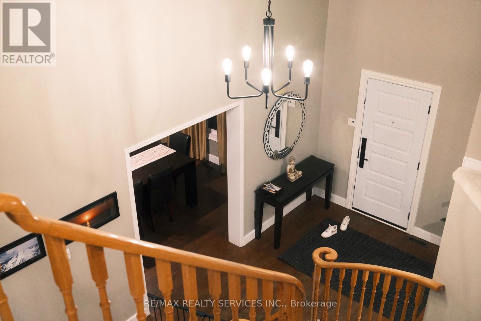 3975 Seebring Crescent, Mississauga, Ontario  L5L 3Y1 - Photo 11 - W13756032