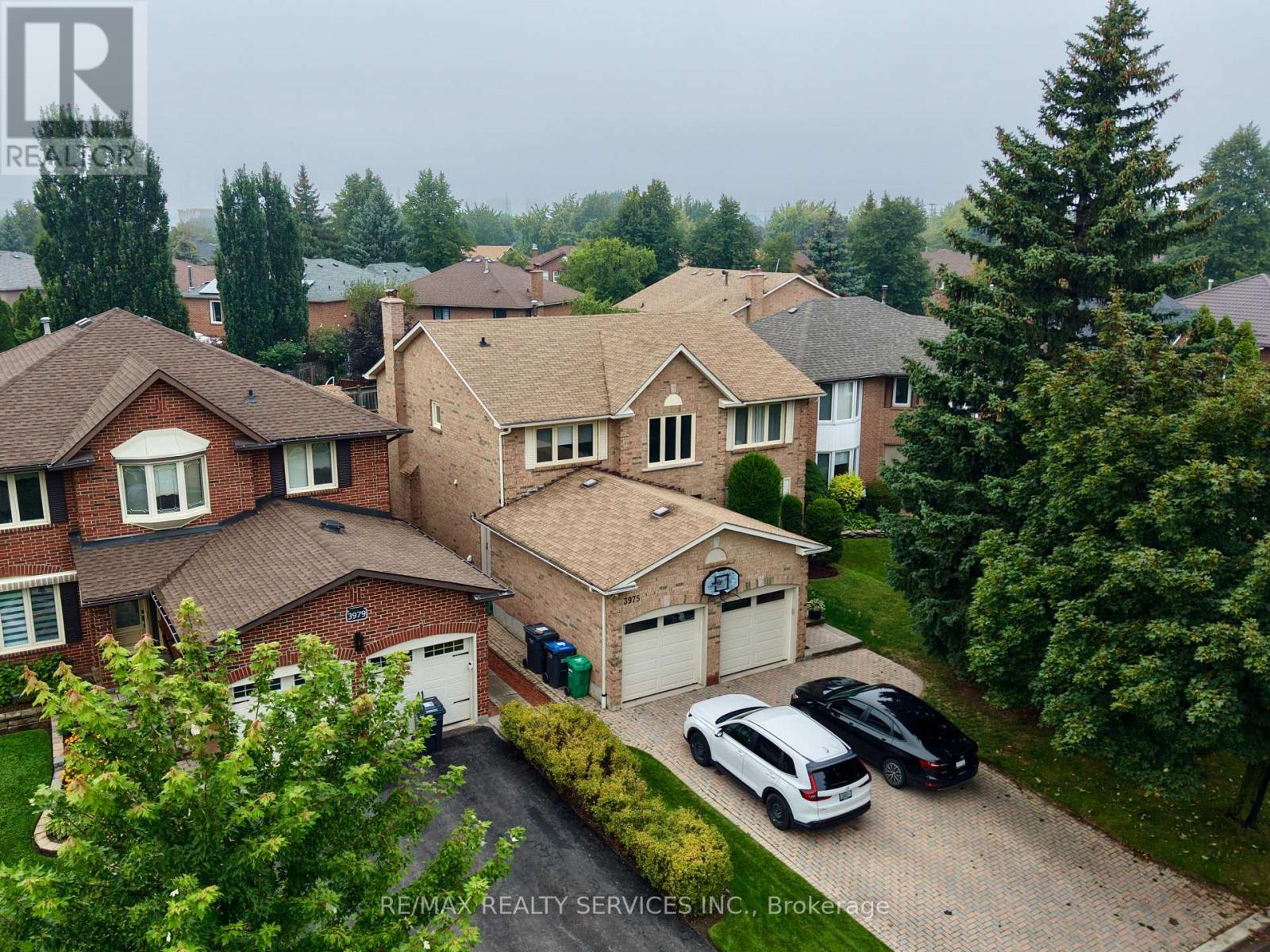 3975 Seebring Crescent, Mississauga, Ontario  L5L 3Y1 - Photo 31 - W13756032