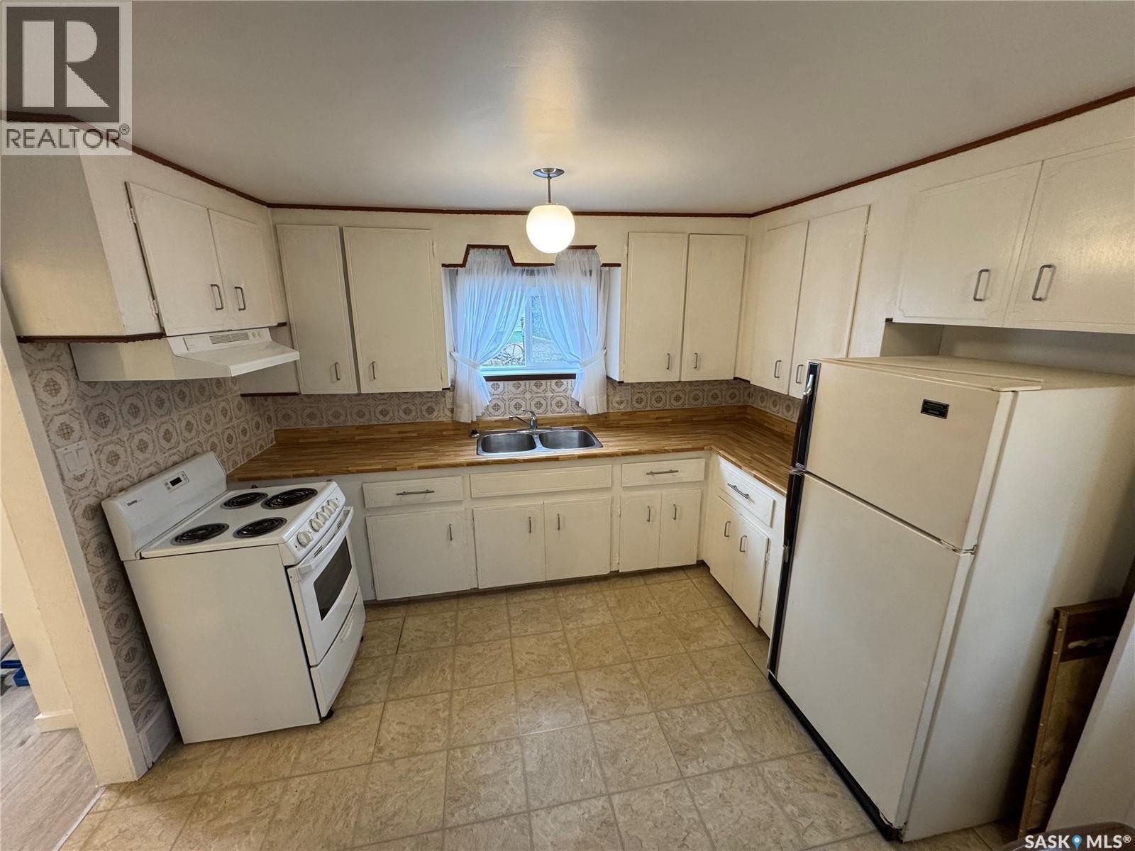 110 Hudek Avenue, Hafford, Saskatchewan  S0J 1A0 - Photo 14 - SK047786