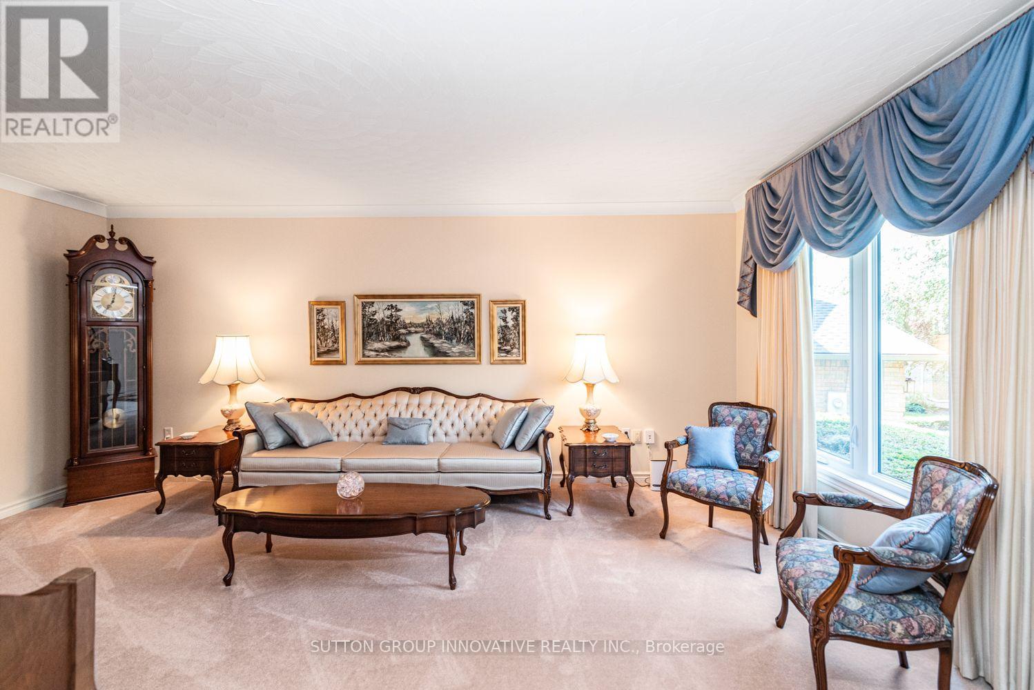 59 Renata Court, Hamilton, Ontario  L9H 6X2 - Photo 6 - X13755790