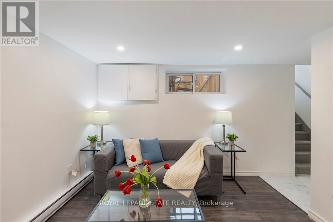 2 - 7 Purdy Crescent, Hamilton, Ontario  L9A 3B4 - Photo 3 - X13755858