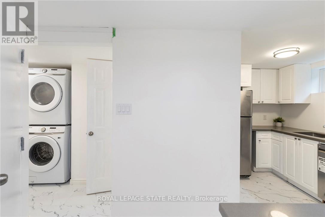 2 - 7 Purdy Crescent, Hamilton, Ontario  L9A 3B4 - Photo 7 - X13755858