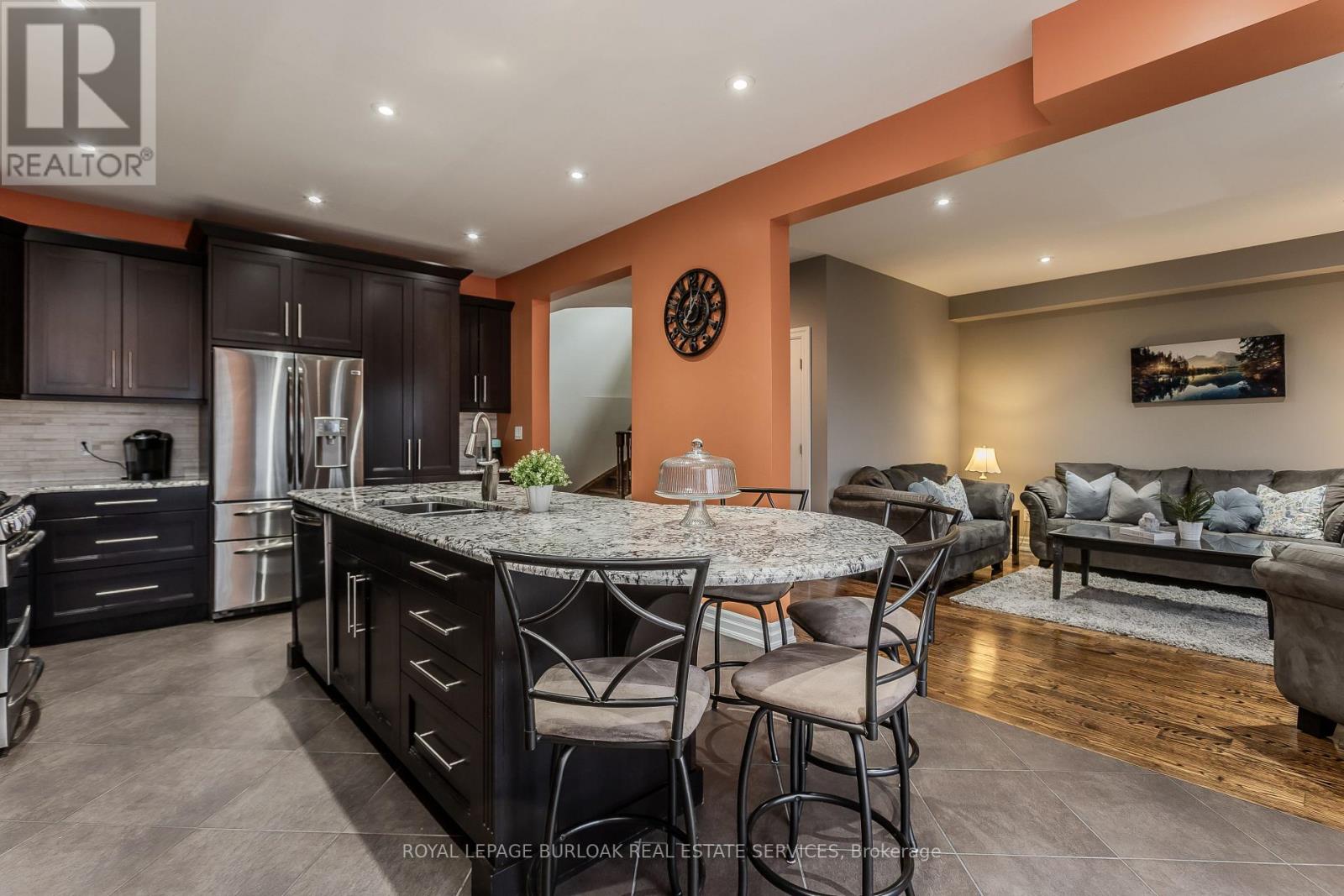 24 Newcastle Court, Hamilton, Ontario  L8V 0A6 - Photo 10 - X13756050