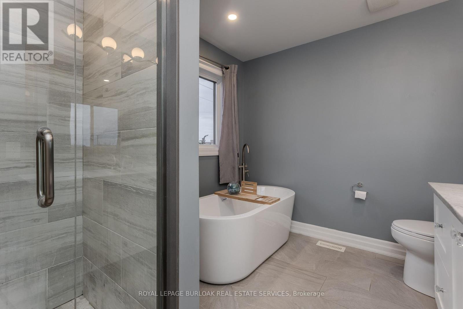 24 Newcastle Court, Hamilton, Ontario  L8V 0A6 - Photo 18 - X13756050