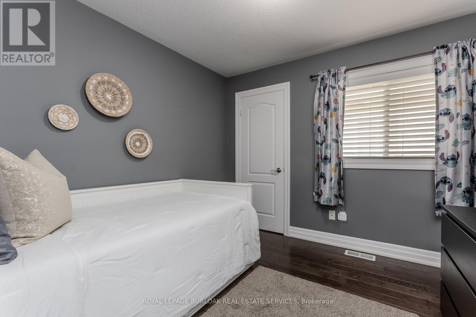 24 Newcastle Court, Hamilton, Ontario  L8V 0A6 - Photo 20 - X13756050