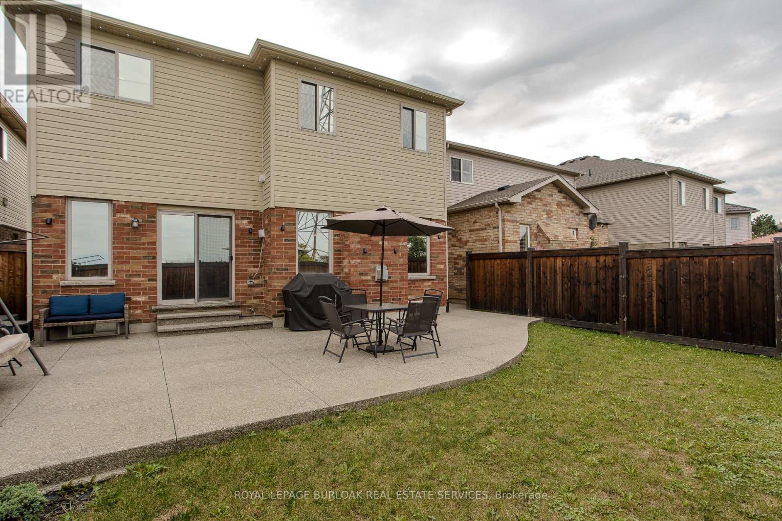 24 Newcastle Court, Hamilton, Ontario  L8V 0A6 - Photo 34 - X13756050