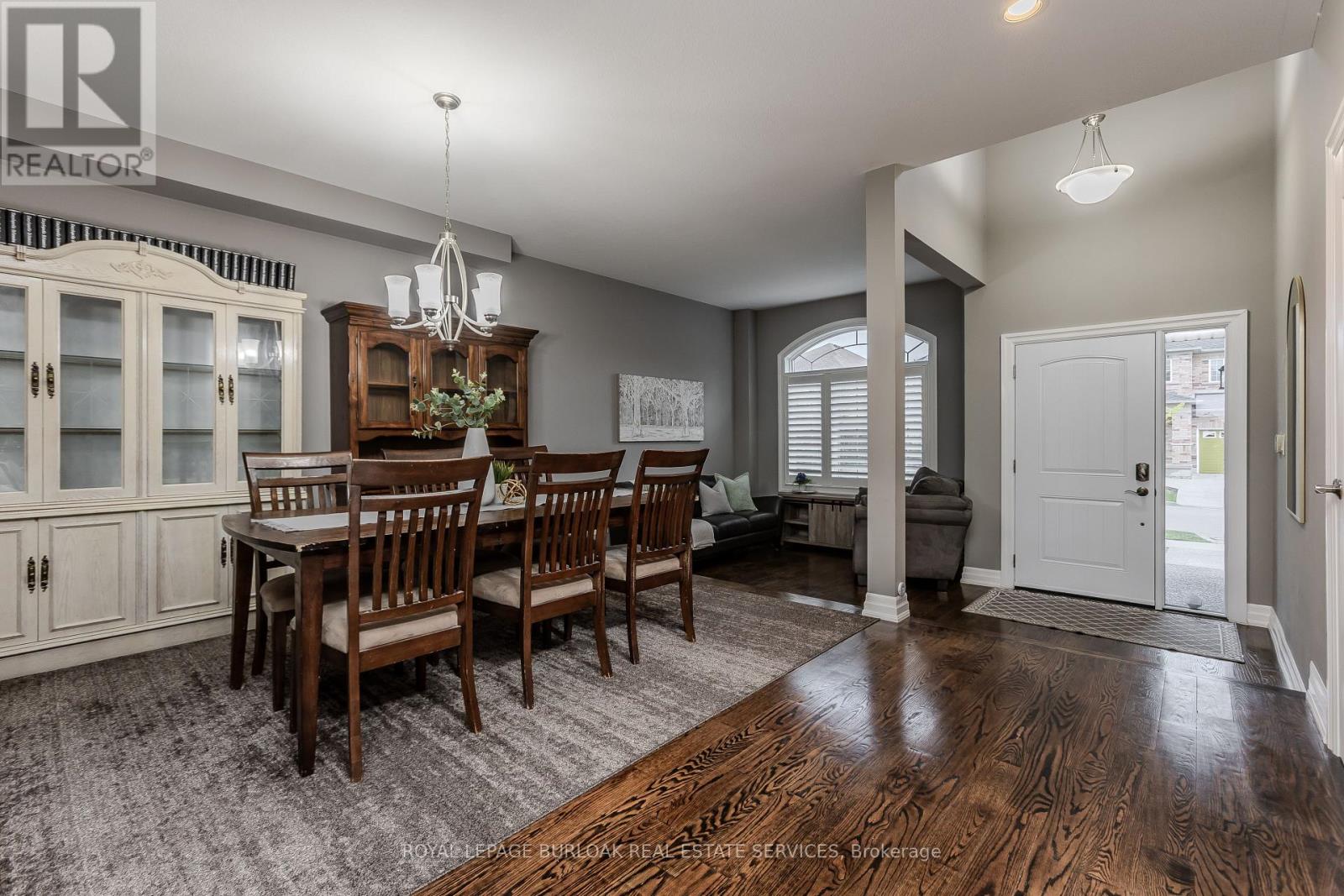 24 Newcastle Court, Hamilton, Ontario  L8V 0A6 - Photo 4 - X13756050
