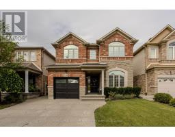 24 NEWCASTLE COURT, Hamilton, Ontario