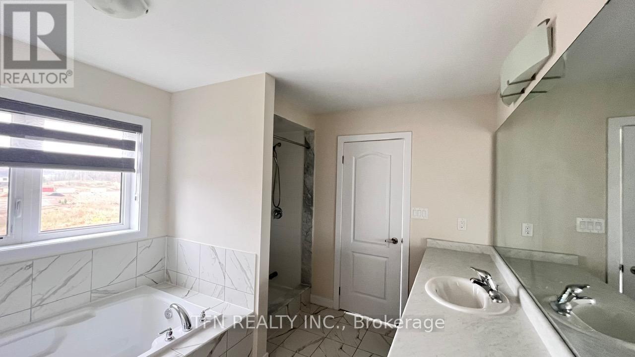 71 Sundin Drive, Haldimand, Ontario  N3W 0H3 - Photo 20 - X13756062