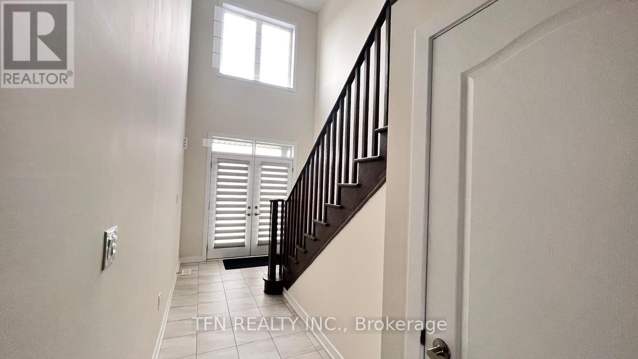 71 Sundin Drive, Haldimand, Ontario  N3W 0H3 - Photo 3 - X13756062