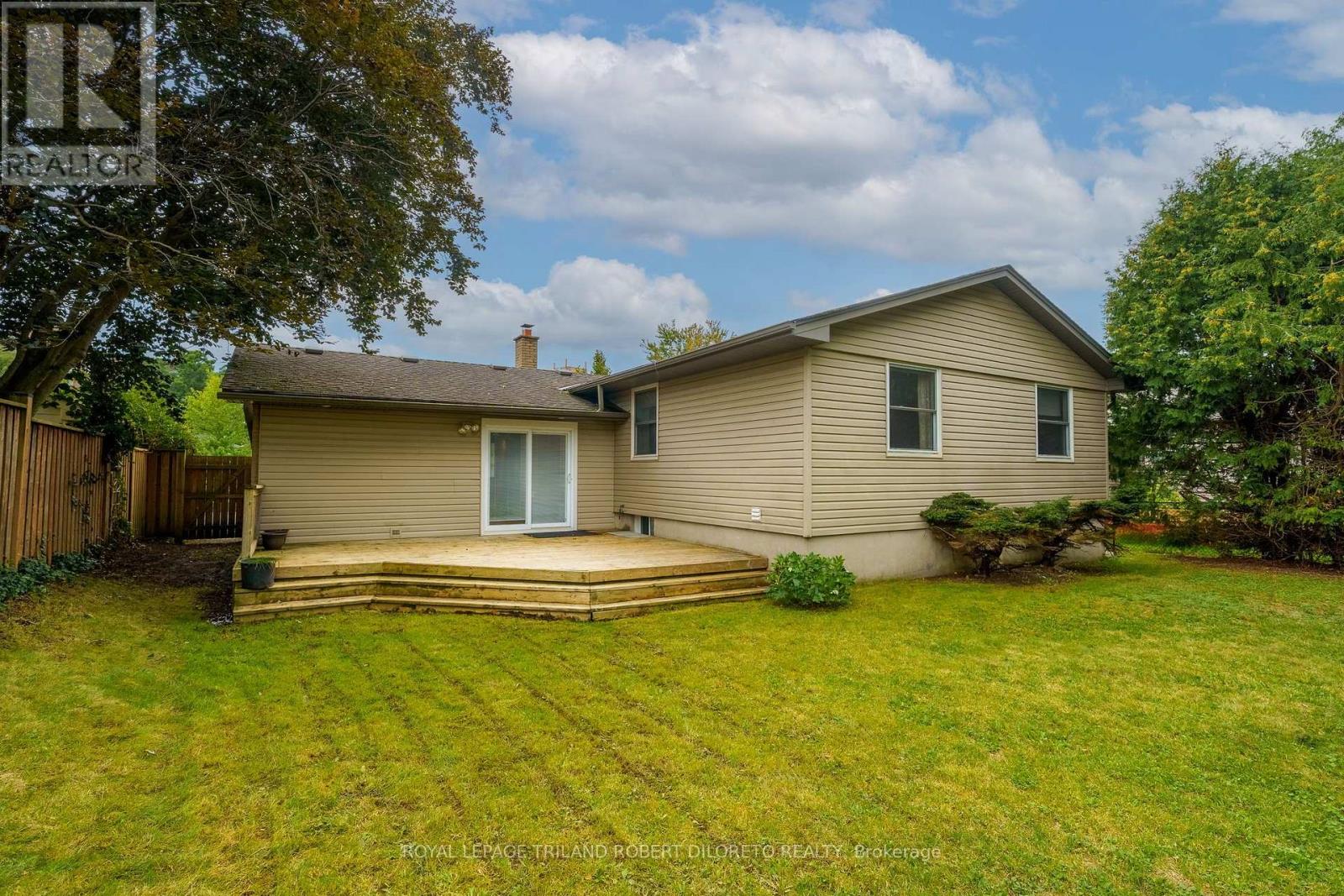 654 Grenfell Drive, London North, Ontario  N5X 2N2 - Photo 6 - X13752574