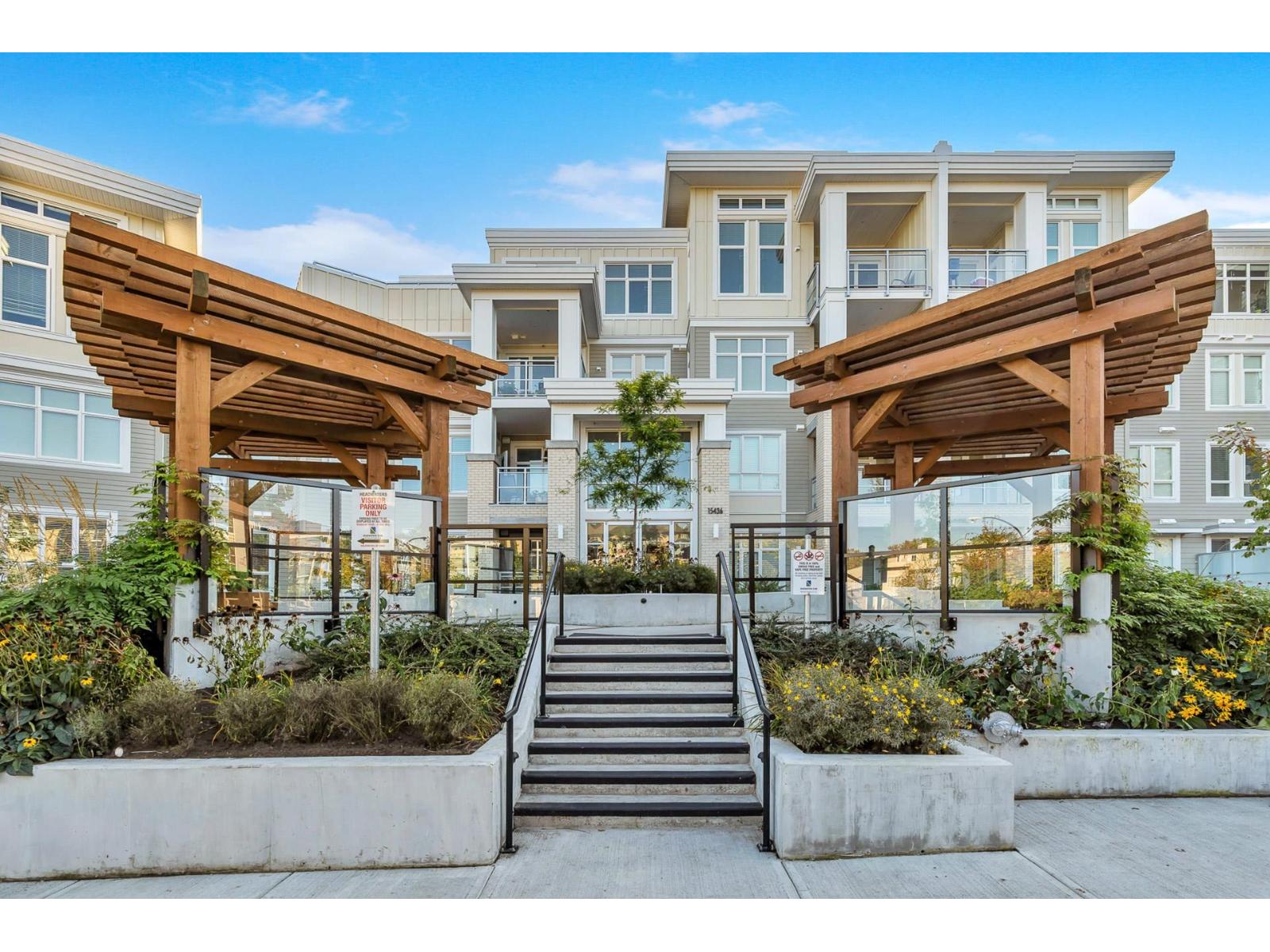 103 15436 31 Avenue, Surrey, British Columbia  V3Z 1H3 - Photo 1 - R3161827