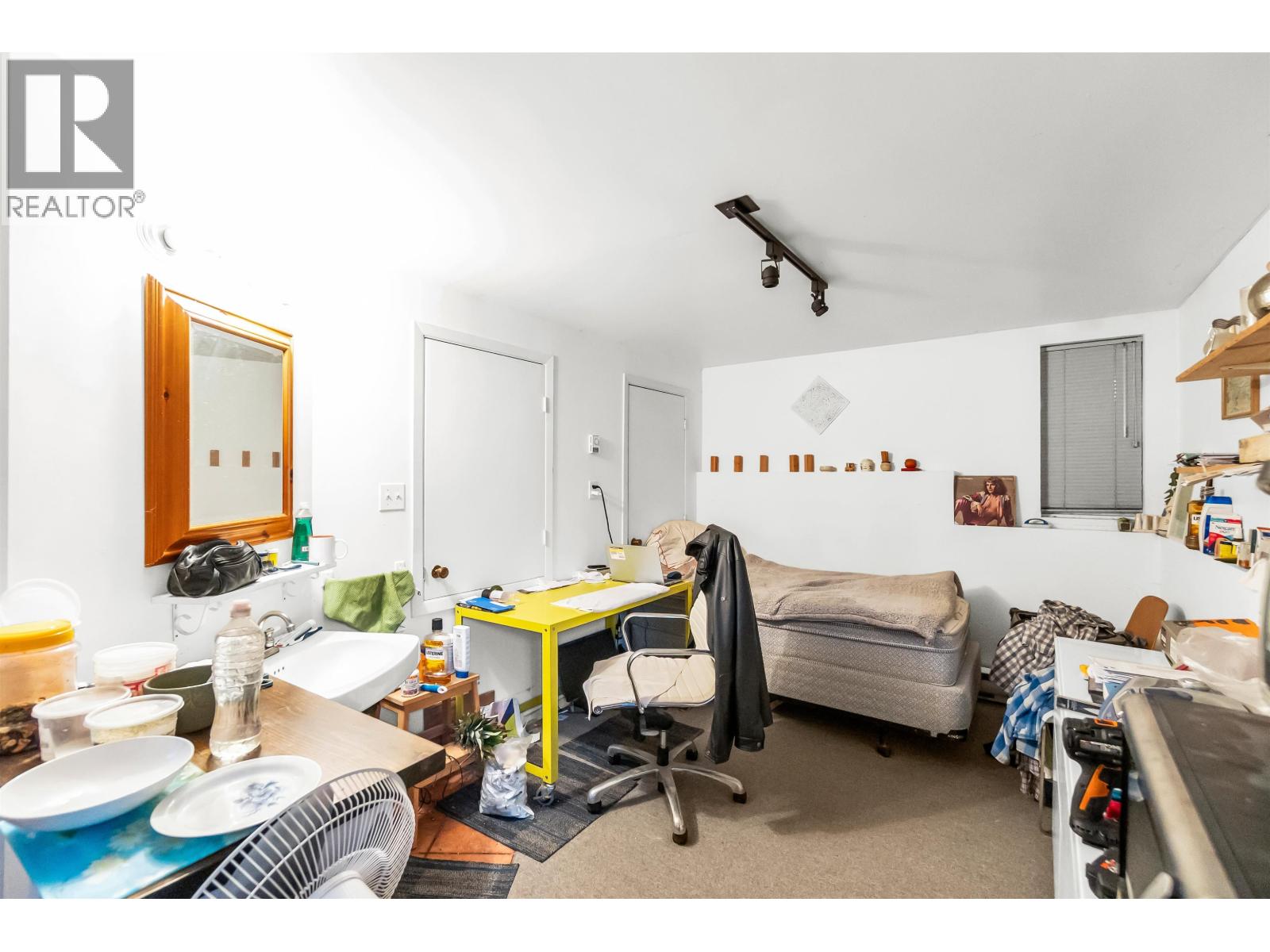 319 E 27th Street, North Vancouver, British Columbia  V7N 1B9 - Photo 37 - R3162187