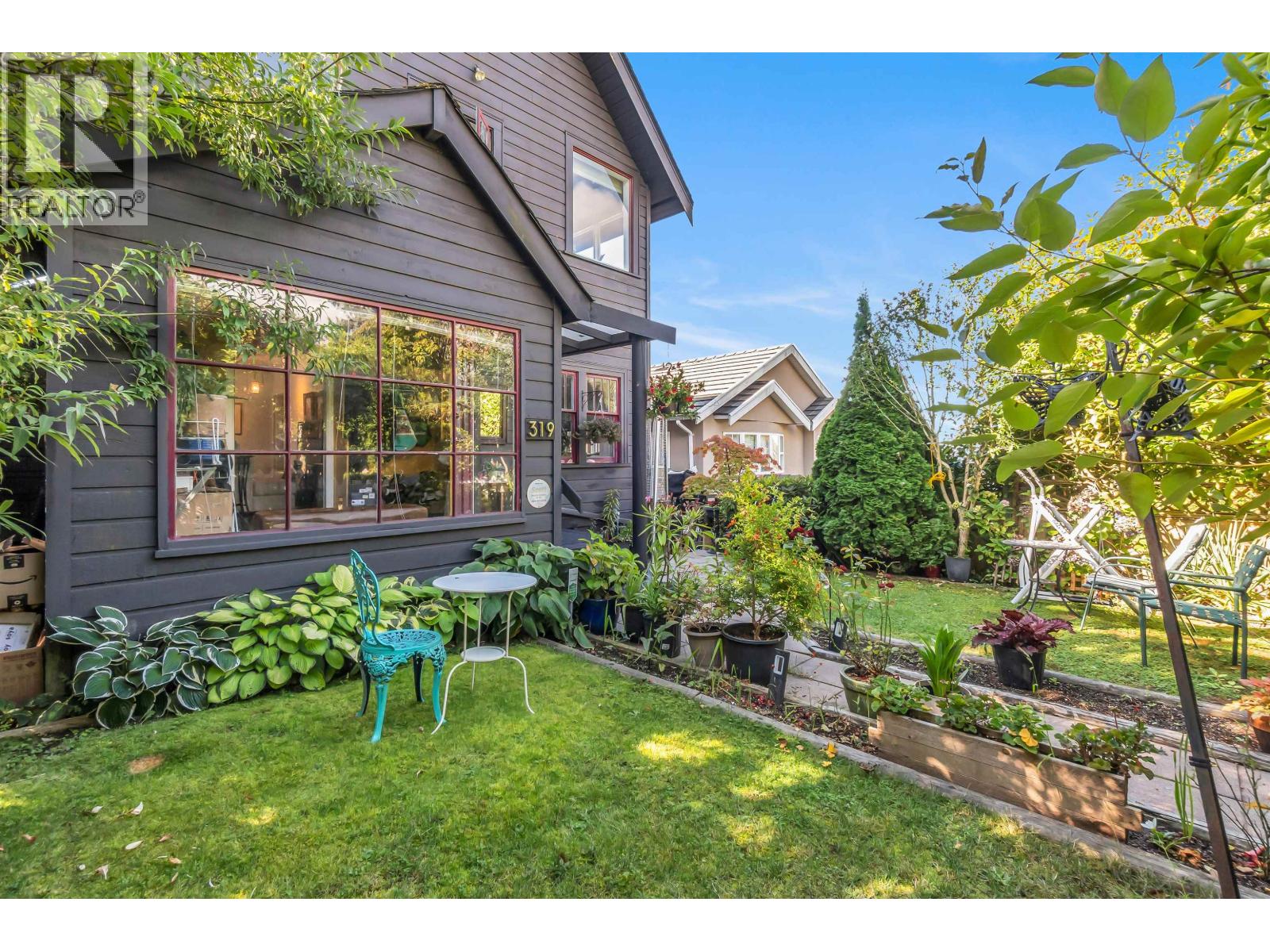319 E 27th Street, North Vancouver, British Columbia  V7N 1B9 - Photo 35 - R3162187