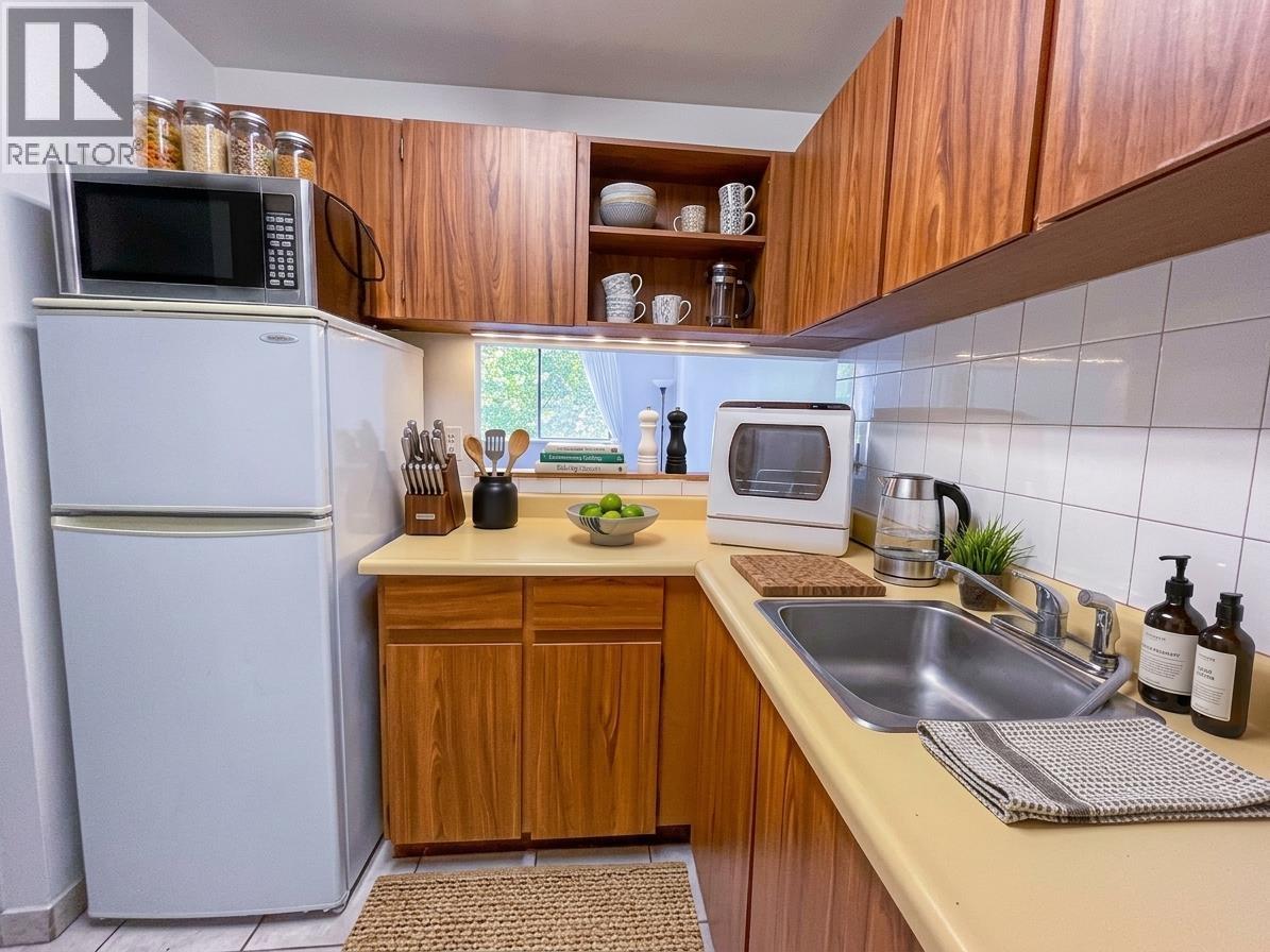 322 8120 Colonial Drive, Richmond, British Columbia  V7C 4V2 - Photo 4 - R3035978
