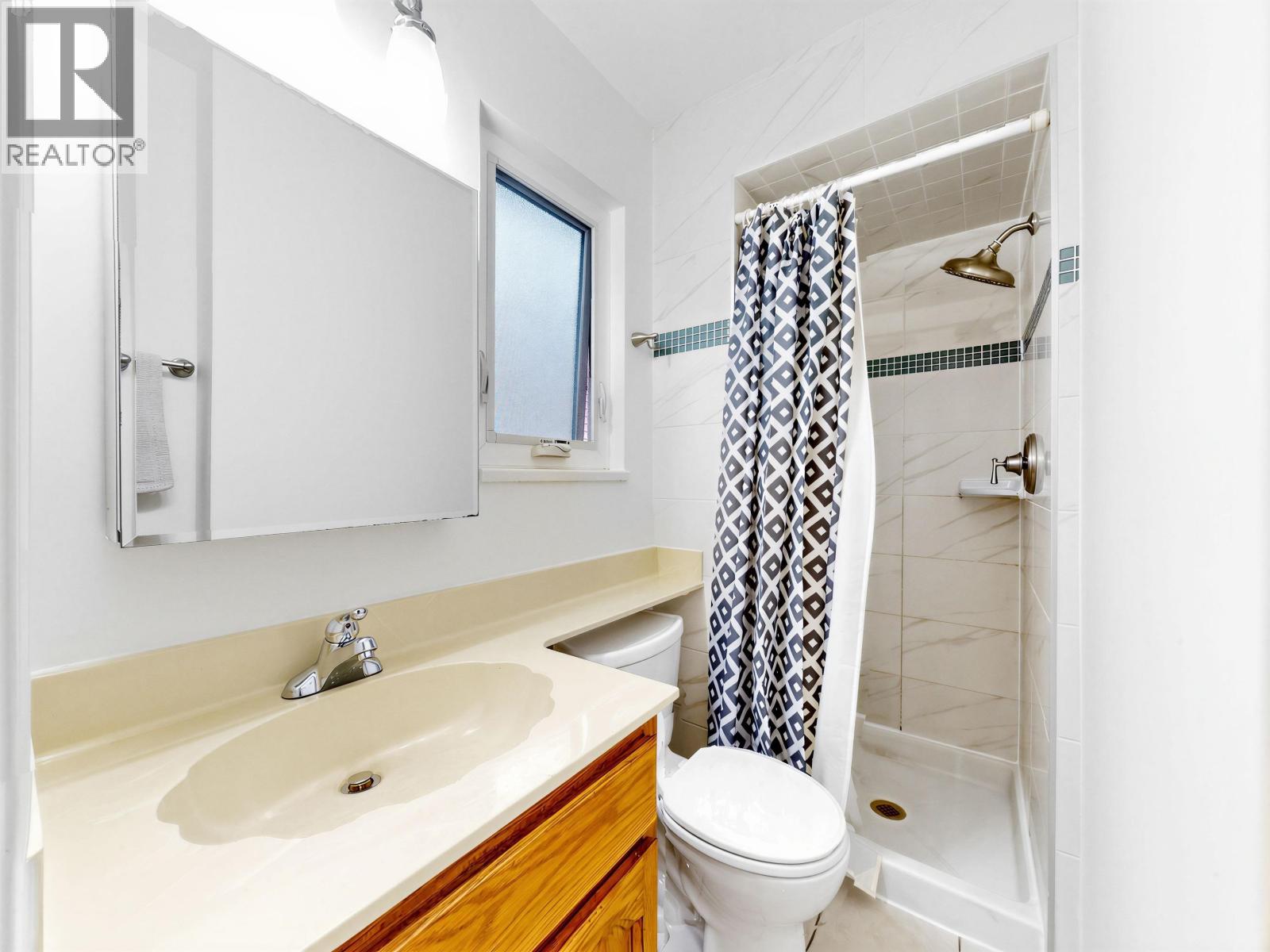 8377 Shaughnessy Street, Vancouver, British Columbia  V6P 3Y1 - Photo 10 - R3162181