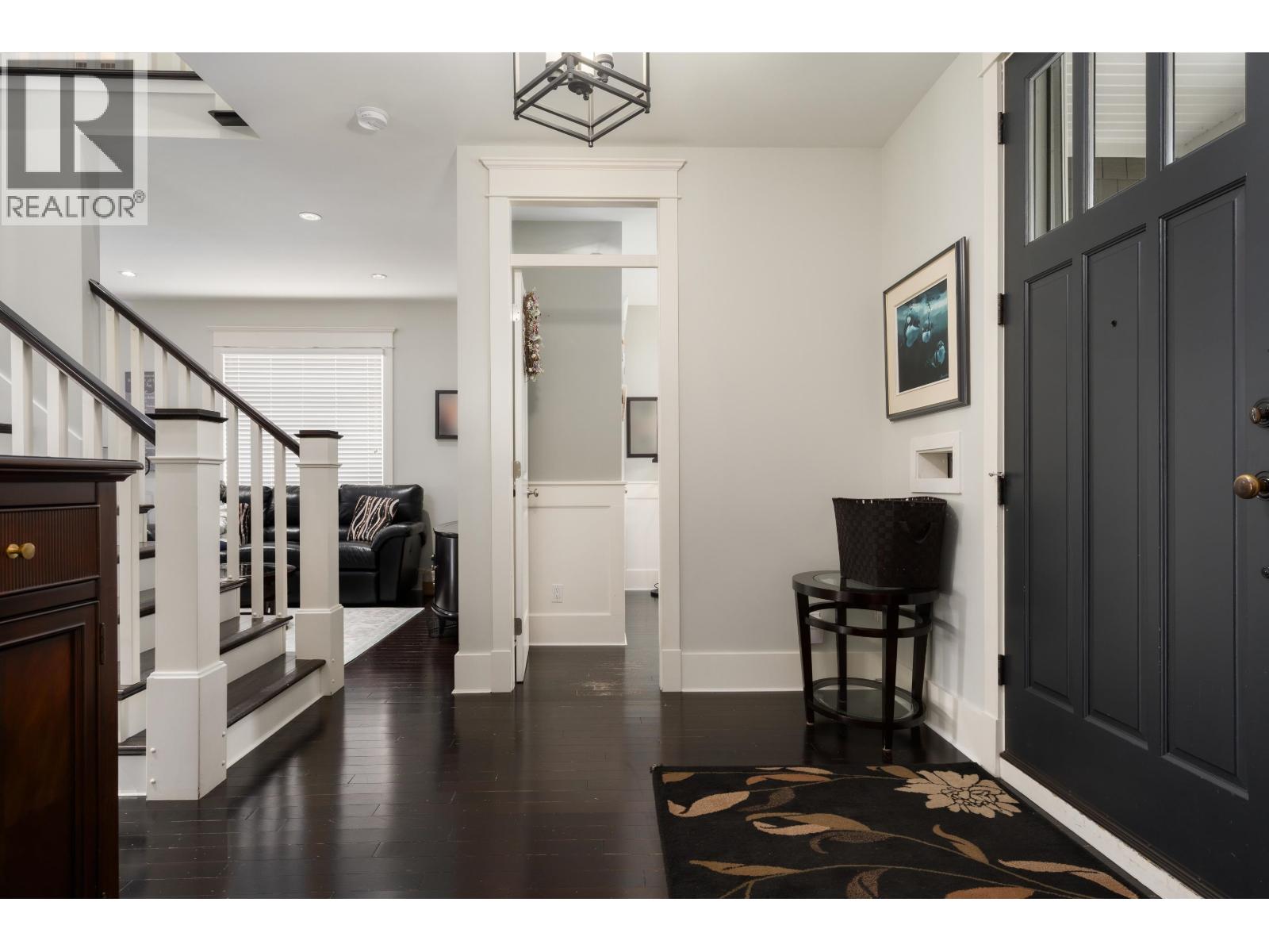 3955 Dundas Street, Burnaby, British Columbia  V5C 1A6 - Photo 9 - R3162298