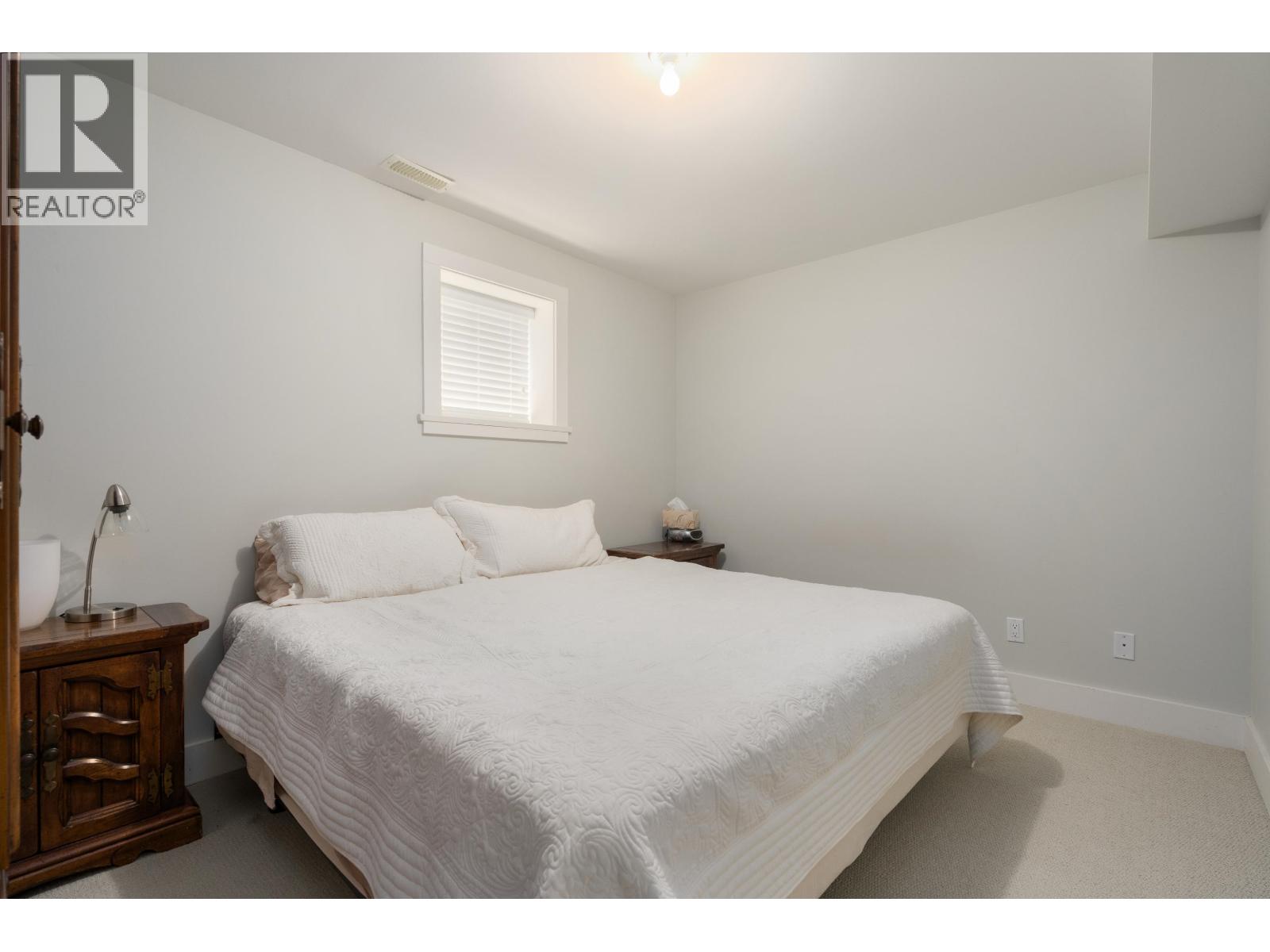3955 Dundas Street, Burnaby, British Columbia  V5C 1A6 - Photo 29 - R3162298