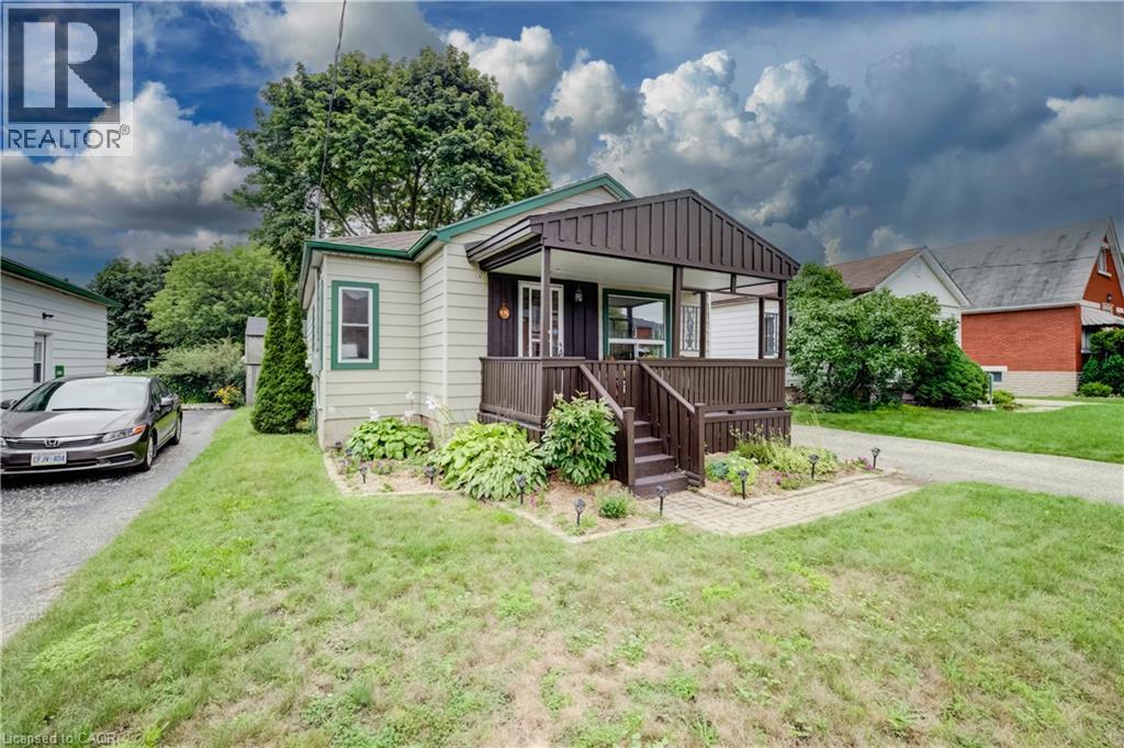 176 EDWIN Street, Kitchener, Ontario