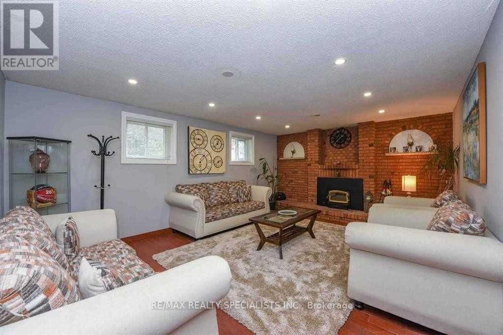 2 Marchbank Crescent, Brampton, Ontario  L6S 3B1 - Photo 26 - W13748590
