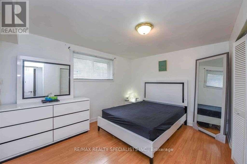 2 Marchbank Crescent, Brampton, Ontario  L6S 3B1 - Photo 29 - W13748590