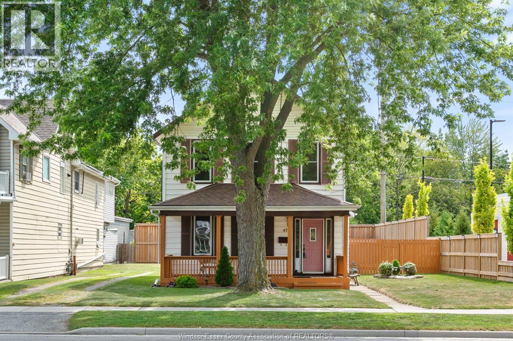 47 Sandwich Street South, Amherstburg, Ontario  N9V 1Z5 - Photo 2 - 26021902