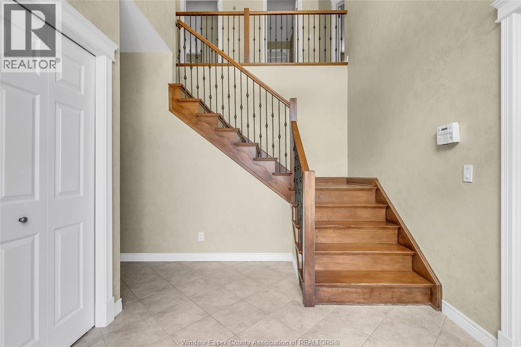2259 St Patrick's Avenue, Windsor, Ontario  N9B 3Y4 - Photo 5 - 26021893