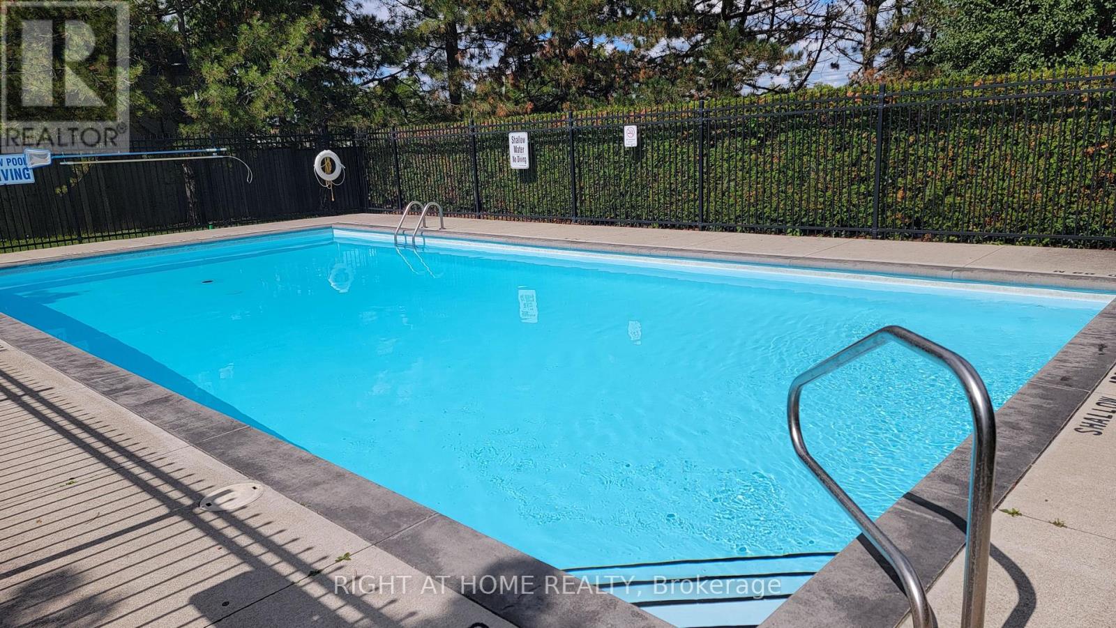 108 - 733 Deveron Crescent, London South, Ontario  N5Z 4X7 - Photo 2 - X13756148