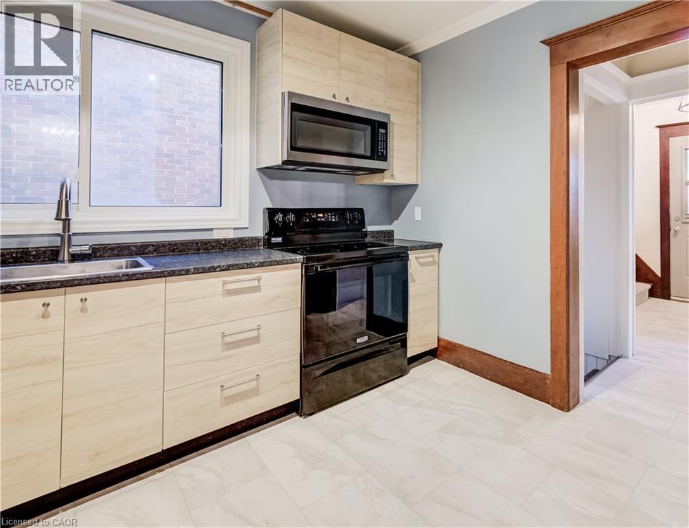 156 Glasgow Street, Kitchener, Ontario  N2G 2G9 - Photo 14 - 40859797